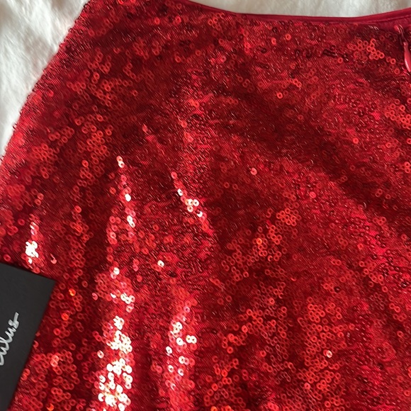 Lulus 2 piece sequin crop top with skirt size XS NWT - Picture 6 of 9